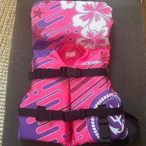 NWOT Oceans 7 US Guard Approved Type II Infant Life Jacket